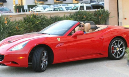 Sao phát cuồng với xe Ferrari