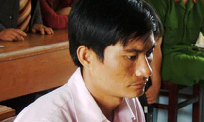 Hôn vợ bạn, bị chém gần cụt bàn tay