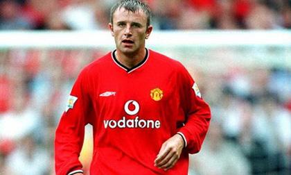 Cựu sao Man United rũ tù vì ăn cắp xe hơi