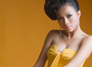 Hoa hậu Ngô Mỹ Uyên từng bị kêu là gái gọi