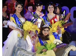 Em gái Công Vinh đăng quang Hoa khôi ĐH Văn hóa