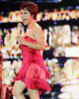 Uyên Linh tham gia "Duyên dáng Việt Nam 24"