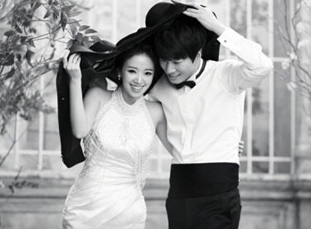 Lee Chun Hee - Jun Hye Jin tiết lộ ảnh cưới