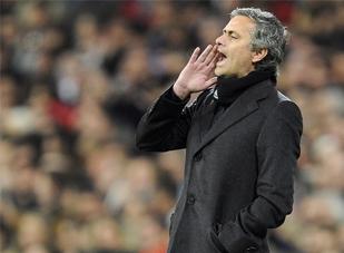 Mourinho, kẻ đi chinh phục những “Hợp chủng quốc”