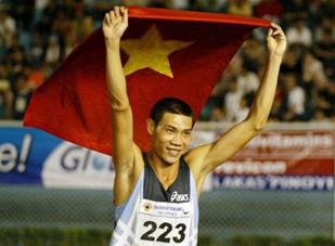 Kỷ lục gia nhảy cao Nguyễn Duy Bằng được treo thưởng