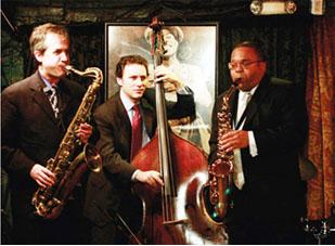 Nhóm nhạc jazz Mỹ biểu diễn cùng Quyền Văn Minh