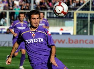 Fiorentina quyết định cải tổ: Cuộc cách mạng tím