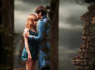 Park Bom tàn phá các bảng xếp hạng âm nhạc Hàn Quốc