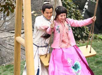 Đổng Khiết và mối tình "thanh mai trúc mã"