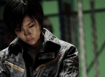 Ha Ji Won cực ngầu trong bom tấn Sector 7