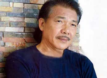 Nhạc sỹ Trần Tiến: Chẳng lẽ nói "cách lưng 2cm"?!