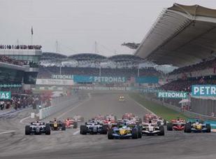 Các đội đua nên tích cực thay lốp tại Malaysia GP