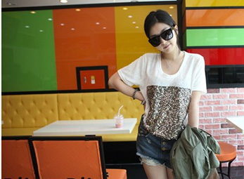 Mix áo pull với denim cực chất cho teen girl