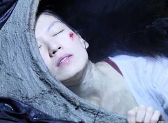 Lâm Hy Lôi "gây sốc" trước khi sinh con bằng phim... kinh dị