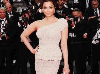 Dàn người đẹp quốc tế có mặt tại LHP Cannes