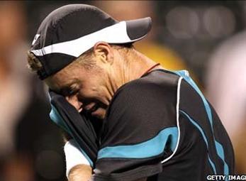 Hewitt bất ngờ rút lui khỏi Pháp mở rộng