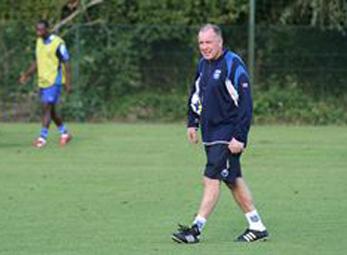 HLV Jean Fernandez là mục tiêu số 1 của Lyon