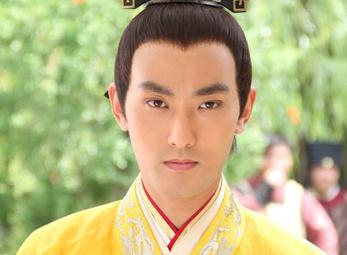 Kang Ta (H.O.T) trở thành hoàng đế trong "Đế Cẩm" 