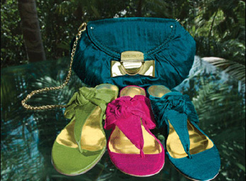 Giày White Hot sành điệu