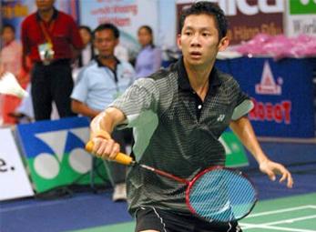 Tiến Minh ngược dòng vào tứ kết