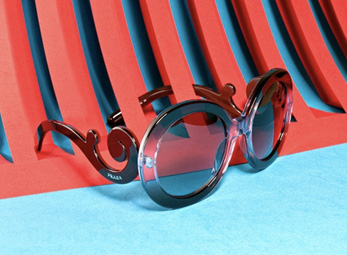 BST kính Minimal Baroque của Prada