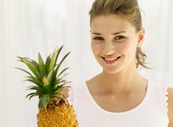 Đẹp toàn diện cùng trái dứa 