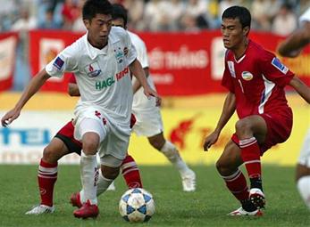 Bốc thuốc cho V-League