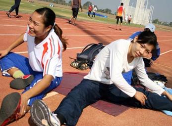 Liên đoàn Điền kinh và Tổng cục TDTT giữa “hai làn đạn”!