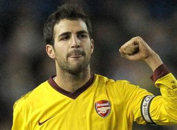 Fabregas là “Mr X” của Milan?