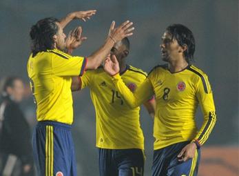 Trước lượt đấu cuối vòng bảng Copa America: Vé vào tay ai?