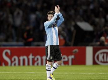 Chuyện Messi & Quốc ca: Hay là sự trở mặt của truyền thông