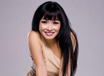 Phương Thanh xứng danh nữ hoàng thị phi của Việt Nam?