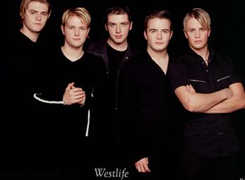 Westlife biểu diễn tại Hà Nội vào 1/10