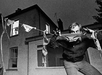 Kẻ biến thái ăn cắp hơn 600 chiếc quần lót phụ nữ