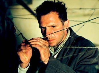 "Chúa tể Hắc ám" làm phim về Charles Dickens