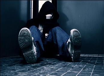 Đừng để tình yêu biến mình thành tù nhân