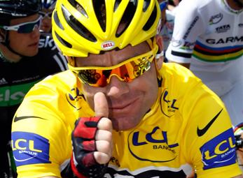 Kết thúc Tour de France 2011: "Ông vua" mới lộ diện