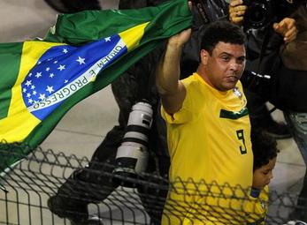 Đội tuyển Brazil: Nỗi nhớ Ronaldo