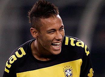 Santos dọa kiện Real Madrid lên FIFA