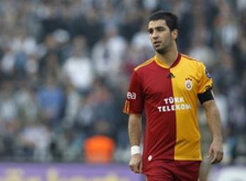 Arda Turan chính thức là người của Atletico