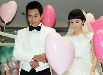 Dương Mịch e lệ sánh bước bên Lưu Khải Uy