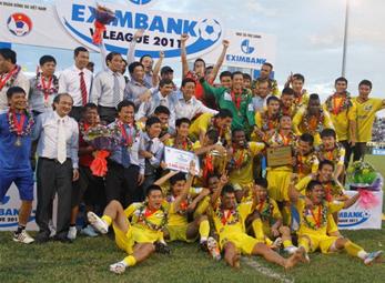 Tổng hợp vòng 26 V-League 2011: SLNA vô địch, ĐT.LA xuống hạng