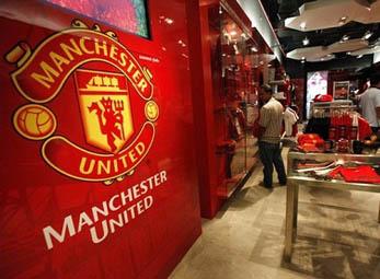 Beeline Việt Nam ký hợp đồng tài trợ với Manchester United 