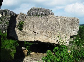 Phát hiện thêm dấu tích của một công trường khai thác đá cổ