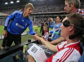 Tạm biệt Van Der Sar - Tạm biệt một huyền thoại