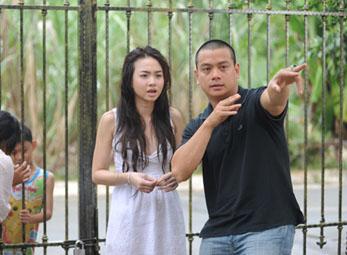 Vũ Thái Hòa: Nhân vật "mặc váy lượm ve chai" không có gì vô lý