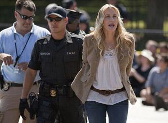 Sao phim "Kill Bill" bị bắt vì tham gia biểu tình