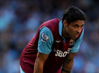 Cựu ngôi sao West Ham hầu tòa vì quấy rối tình dục