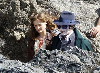 Bắt gặp Johnny Depp trên phim trường "Dark Shadows"