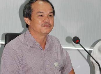 Bầu Đức: Cầu thủ càng lớn càng… mất dạy